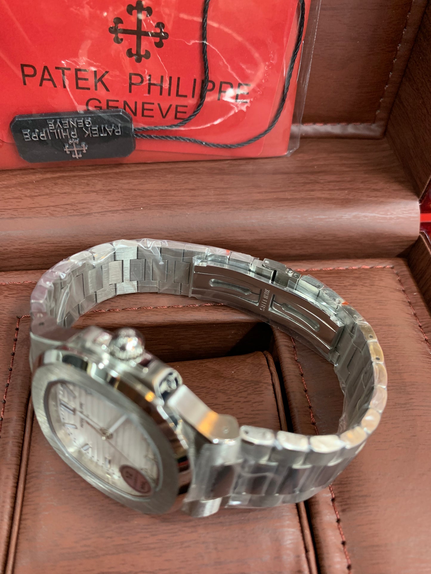 Patek Philippe Nautilus White Dial  Automatic 41mm
