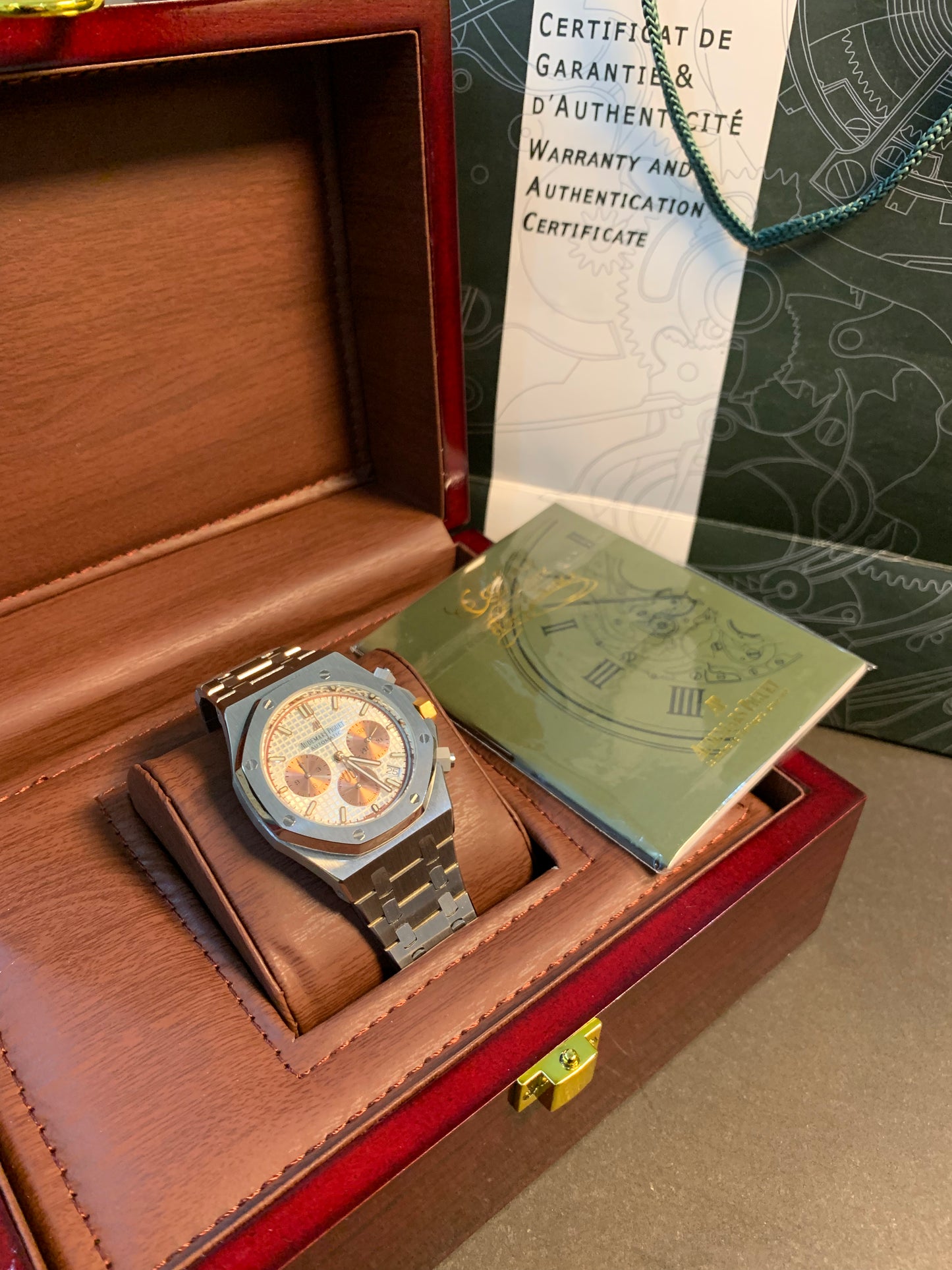 Audemars Piguet Chronograph Silver Chain 41mm