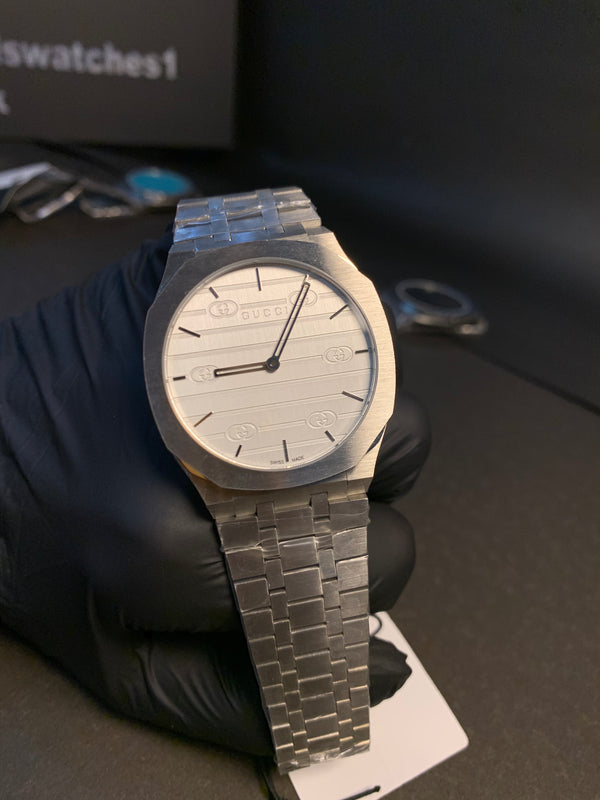 Gucci Slim Edition Silver Chain Quartz 38mm