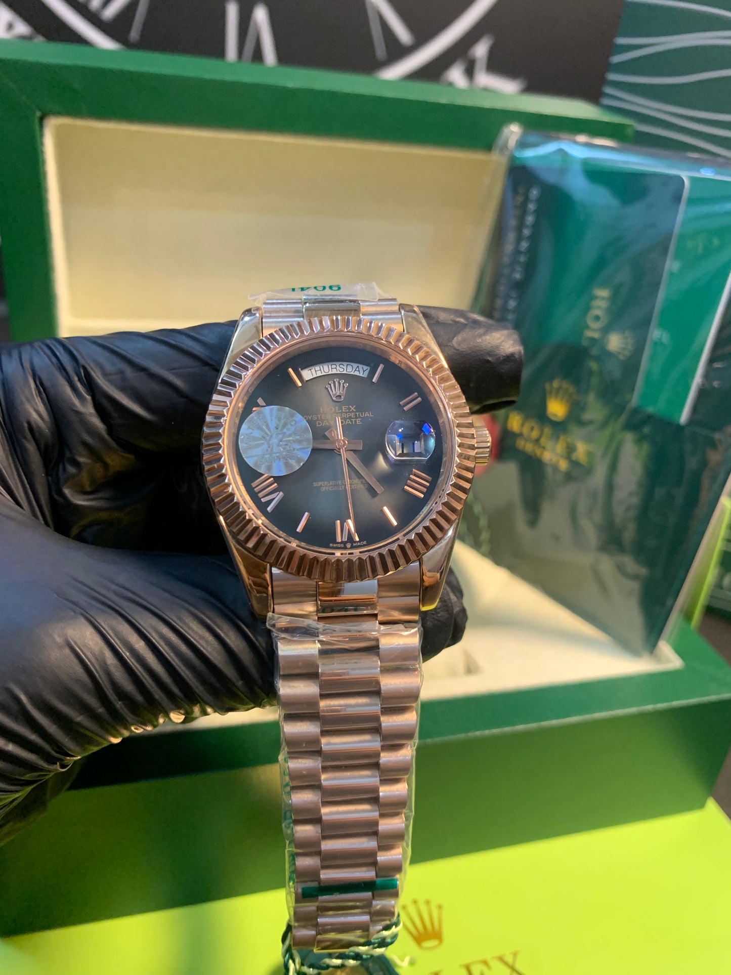 Rolex Day-Date Ombre Rose gold 40mm Dial Size 👑