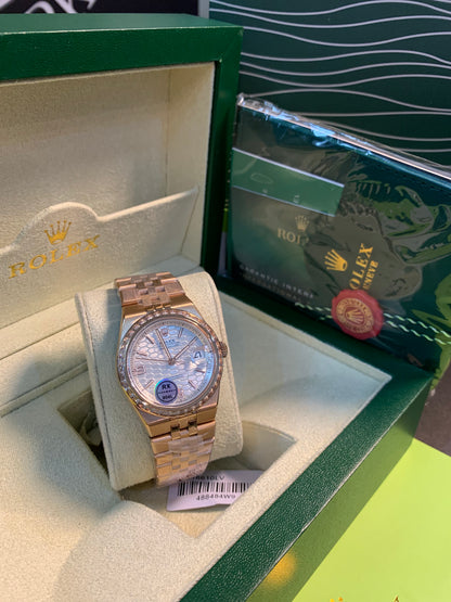 Land-Dweller 40 mm, Everose gold and Diamonds Super Clone