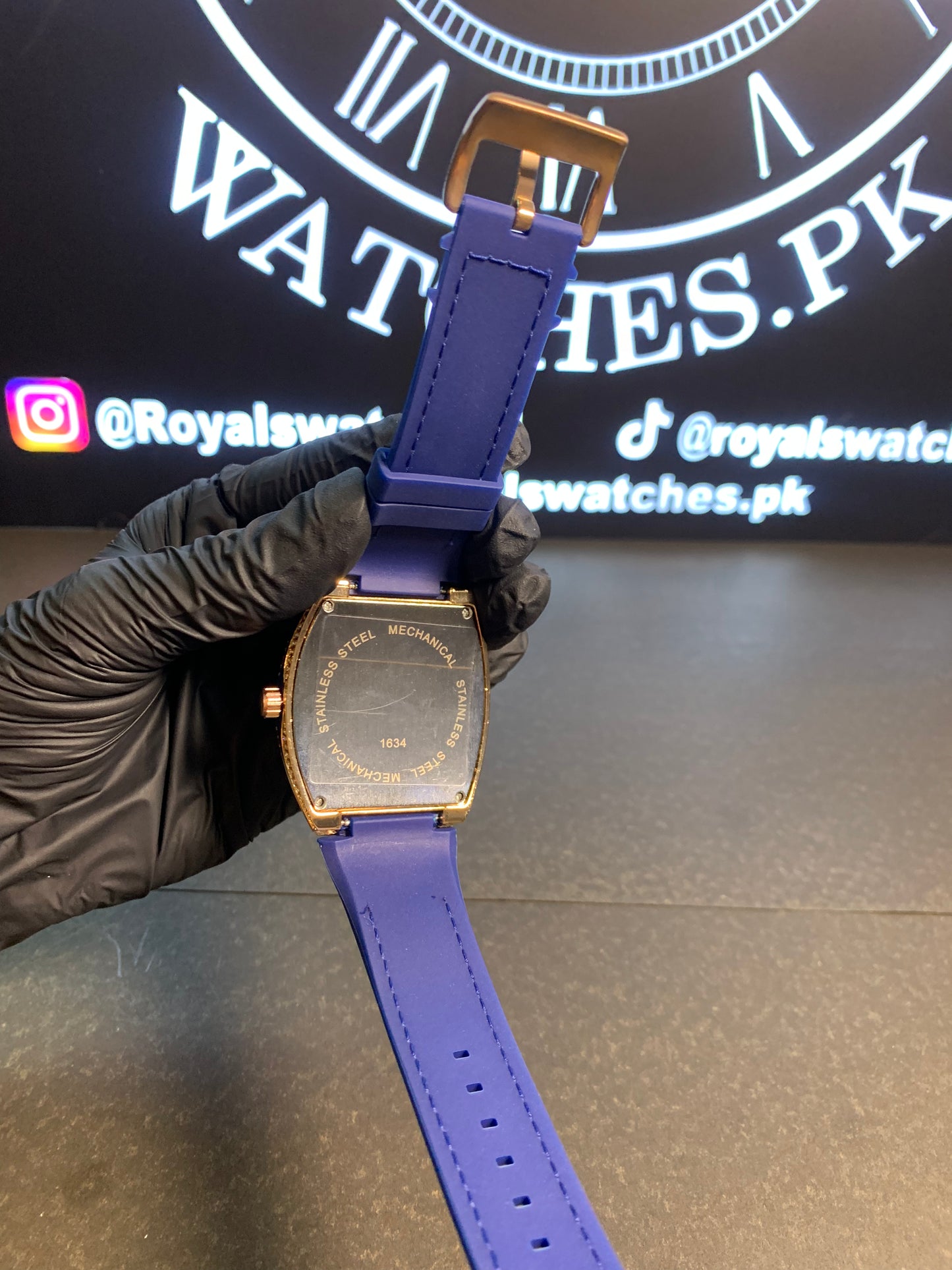 Franck Muller Blue Leather Quartz Stones