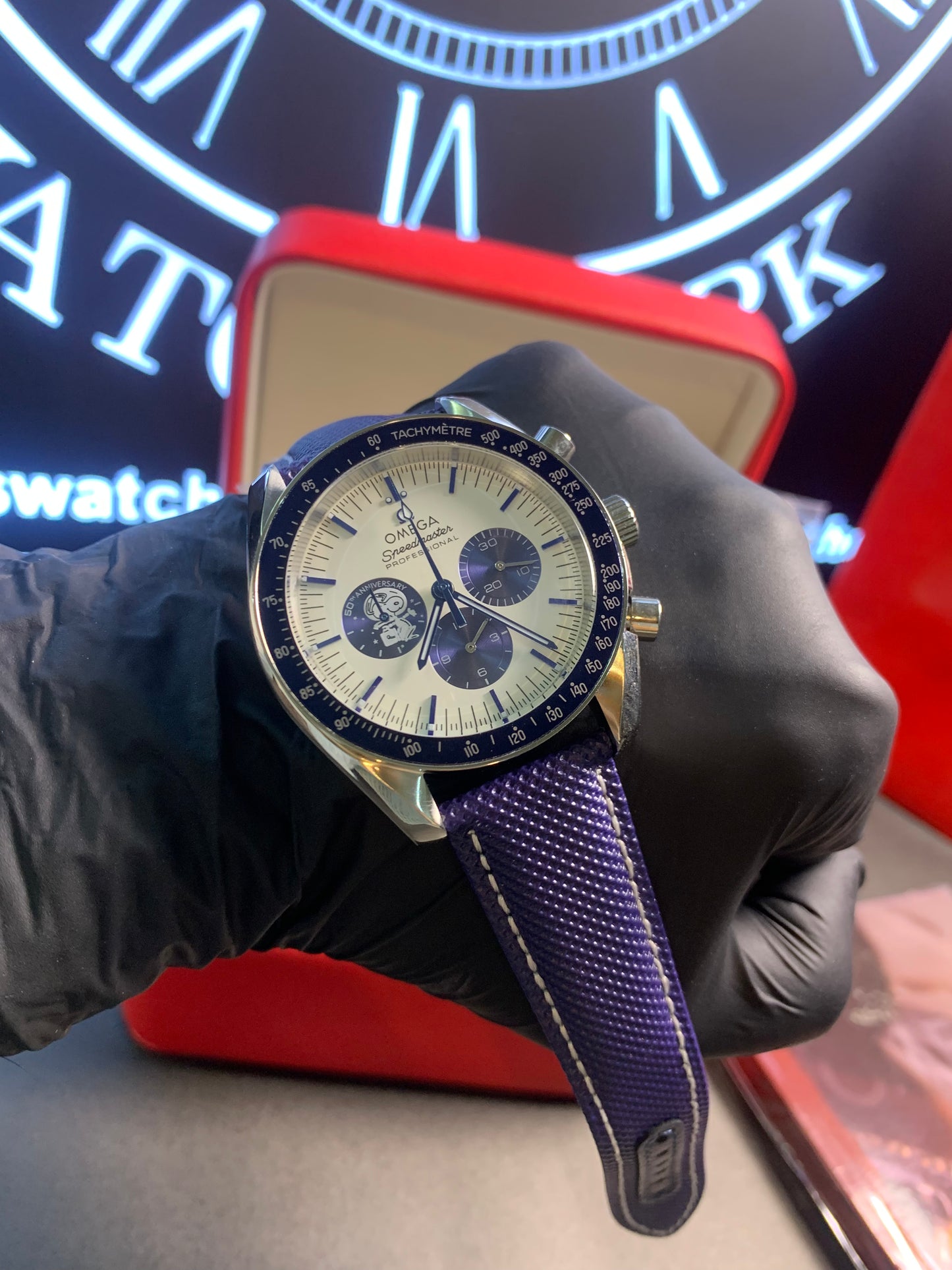 Omega Speedmaster Silver Snoopy Award Blue Strap 42mm