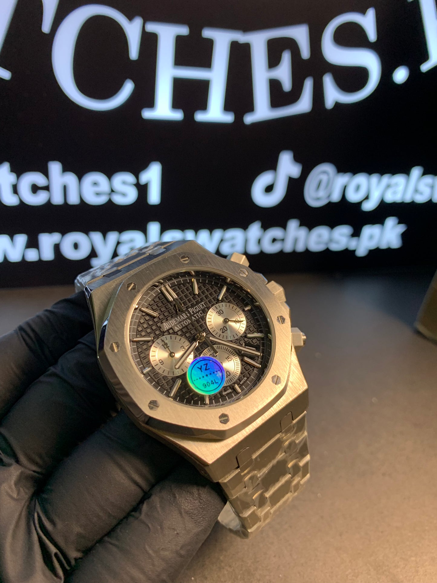Audemars Piguet Chronograph Black Dial Silver Chain 41mm Stopwatch funtional