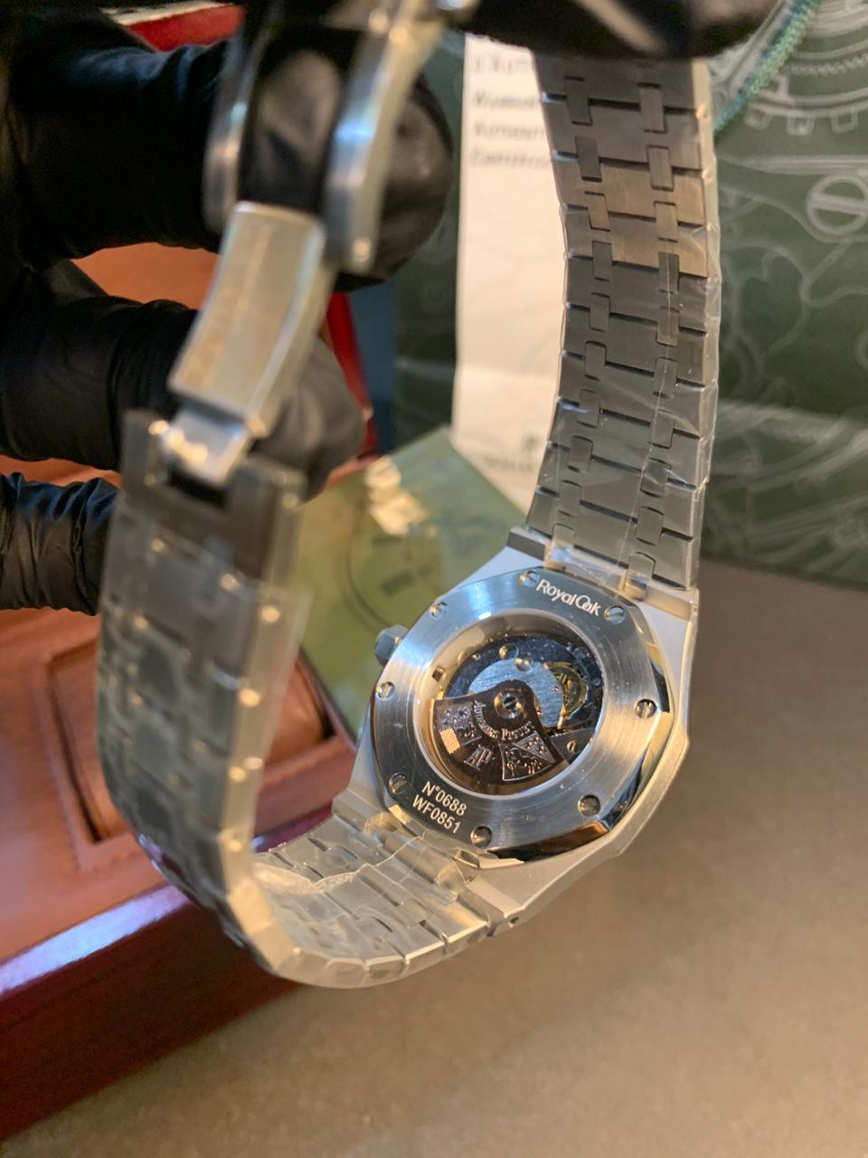 Audemars Piguet Automatic 41mm – Silver Chain, Blue Dial Luxury