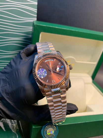 Rolex Day-Date 40mm – Rose Gold Presidential Bracelet, Brown Roman Dial