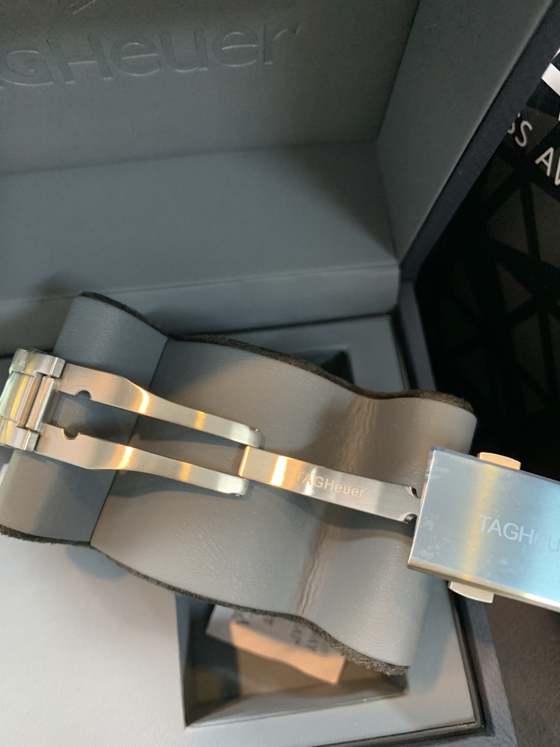 TAG HEUER AUTOMATIC AQUARACER SILVER STAINLESS STEEL BLUE DIAL