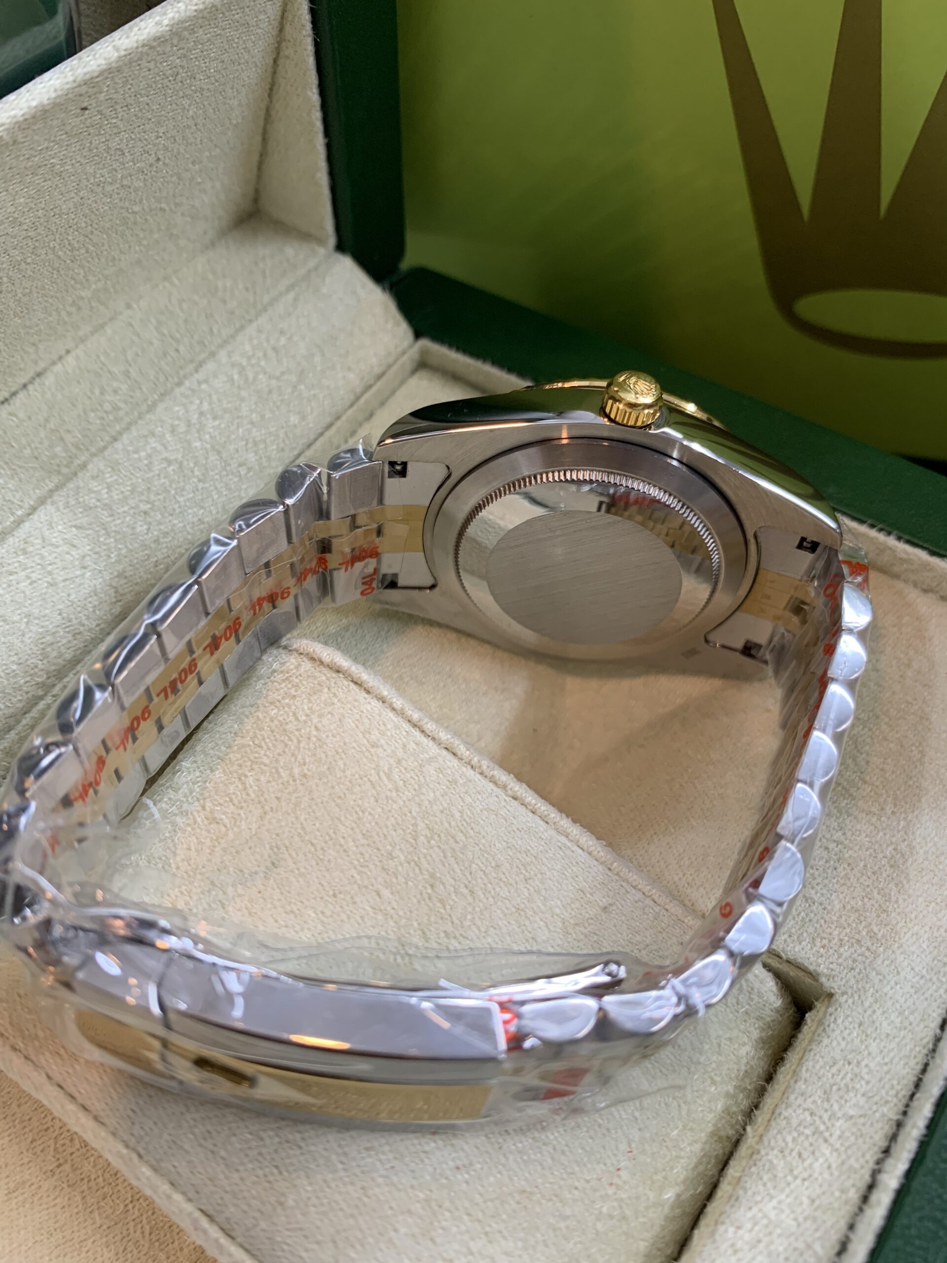 ROLEX DATEJUST AUTOMATIC TWO TONE SILVER DIAL