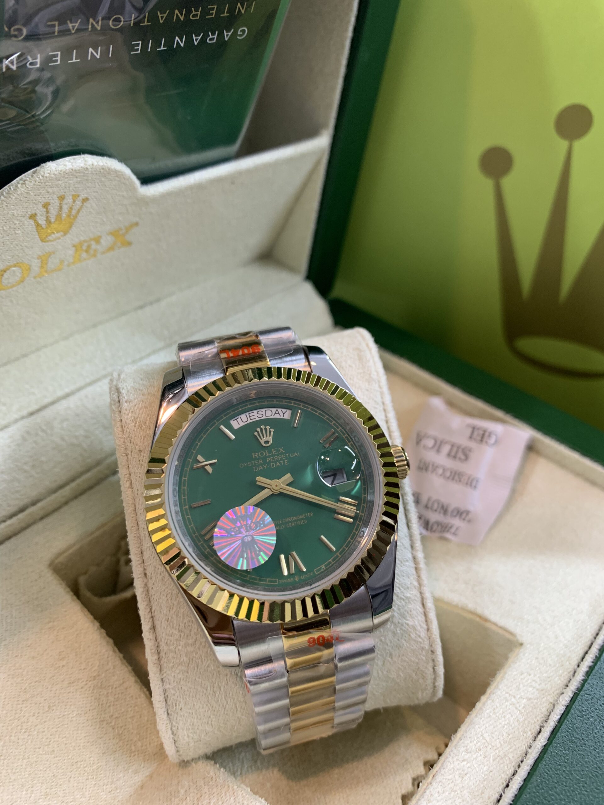 5FDC6D40-114A-4EEB-9E8E-CC9AAE9186AC